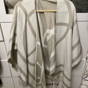 H&M Cream and Beige Shawl